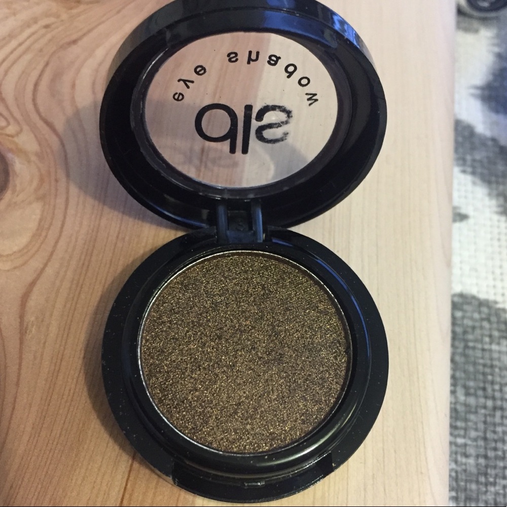 Brand new unused eye shadow